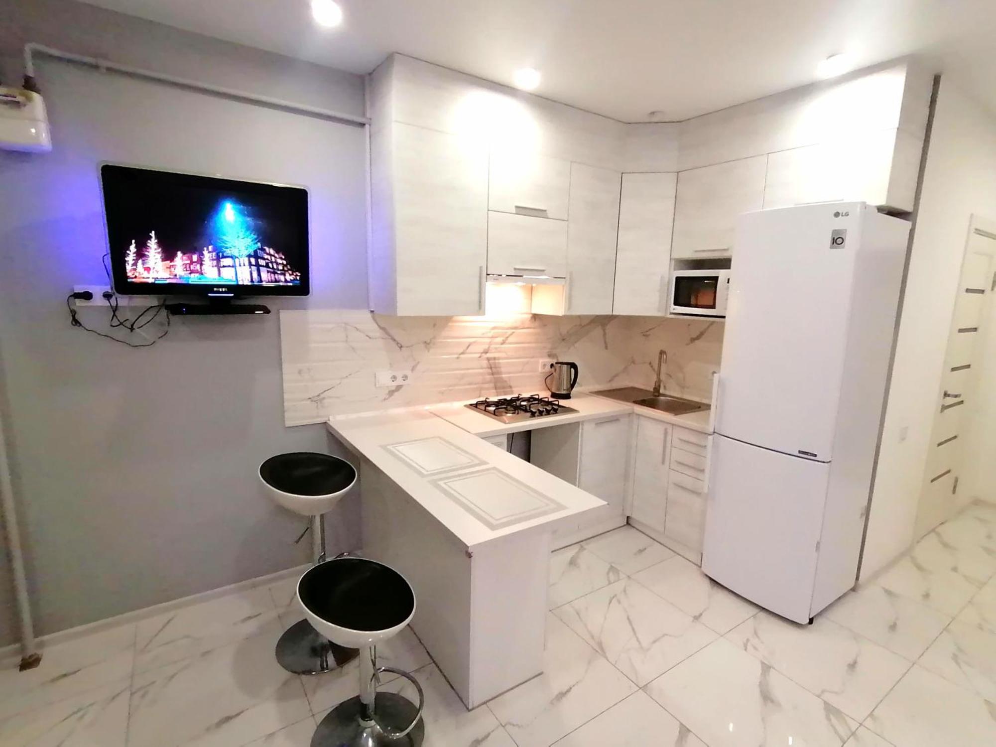 Новобудова Сам Центр Жк "Семицвіт" Apartment Lviv Ngoại thất bức ảnh