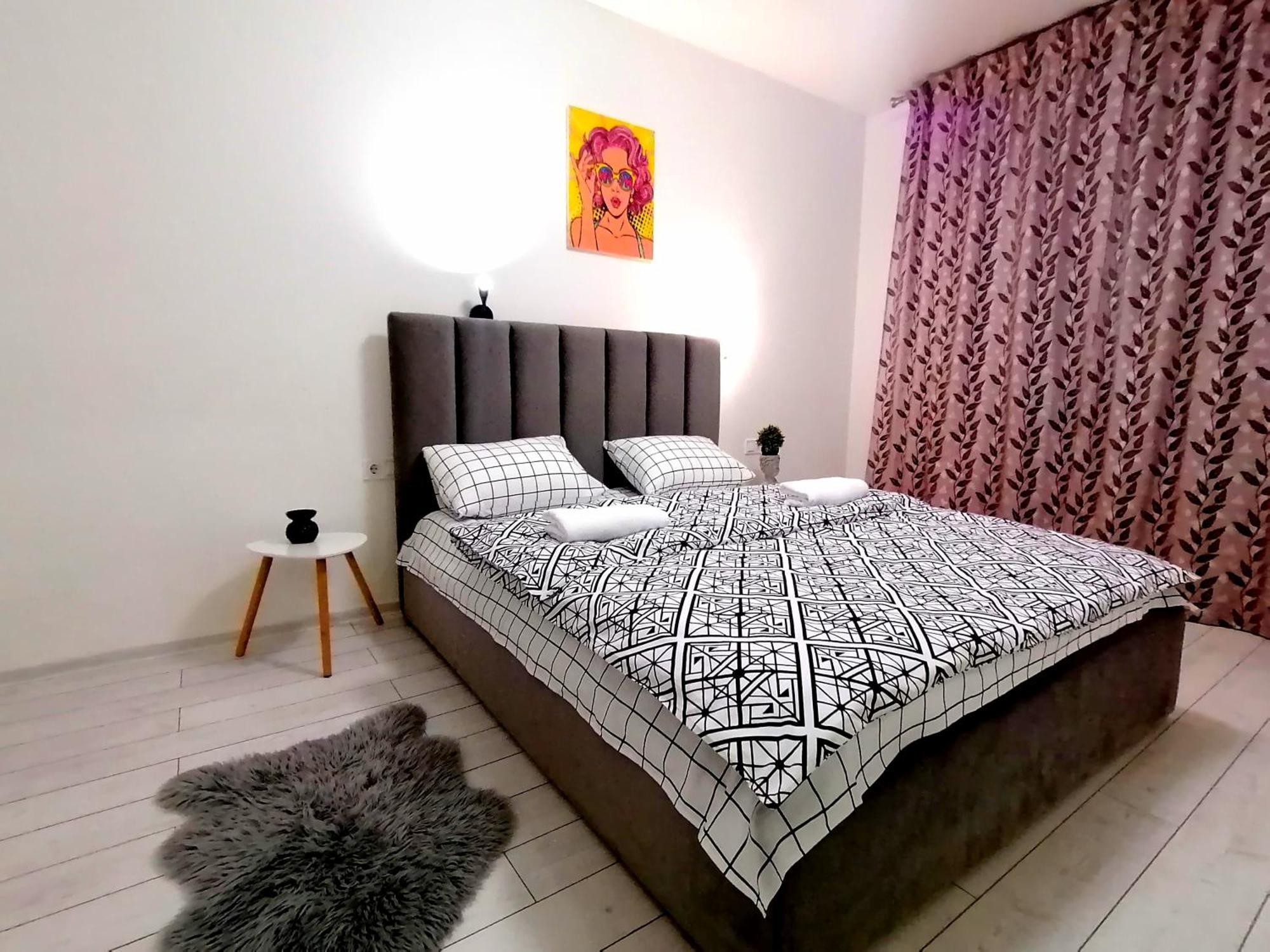 Новобудова Сам Центр Жк "Семицвіт" Apartment Lviv Ngoại thất bức ảnh