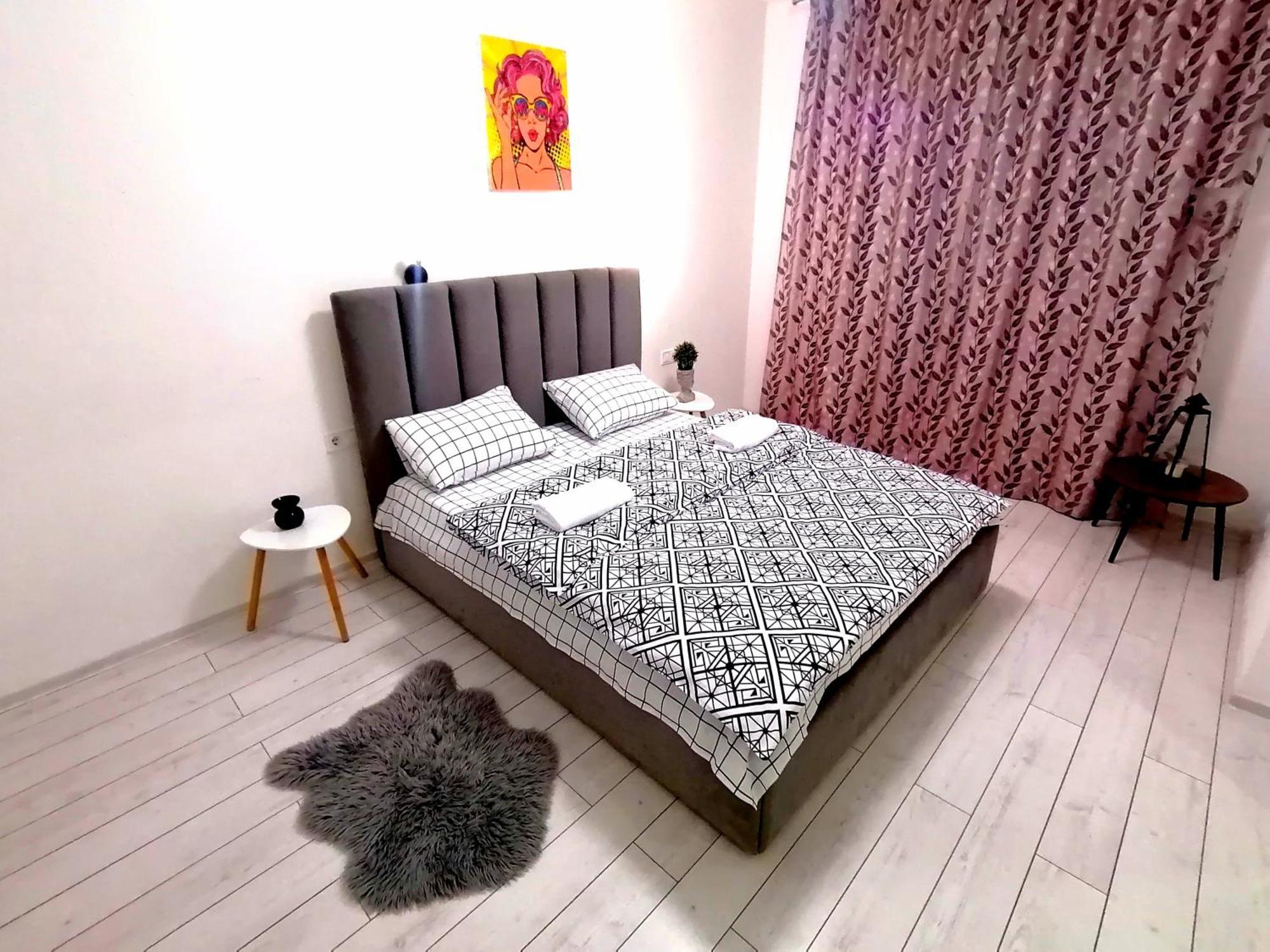 Новобудова Сам Центр Жк "Семицвіт" Apartment Lviv Ngoại thất bức ảnh